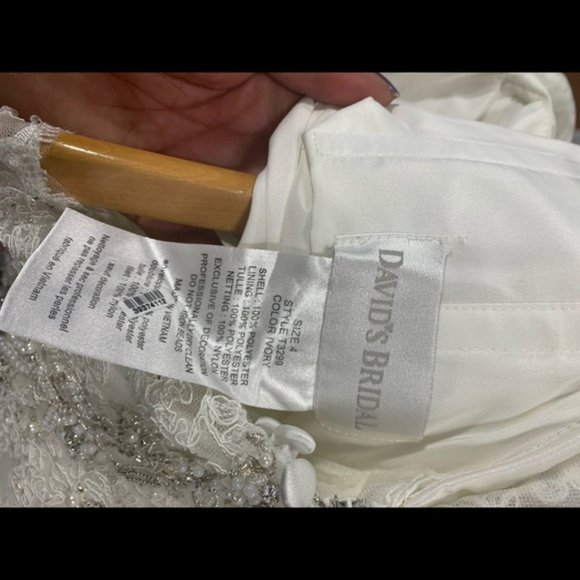 David's Bridal Cap Sleeve Lace Over Satin Wedding Dress Ivory T3299 NWOT - Picture 12 of 13